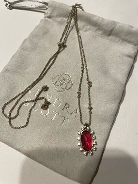 Kendra Scott Berry Brett Pendant